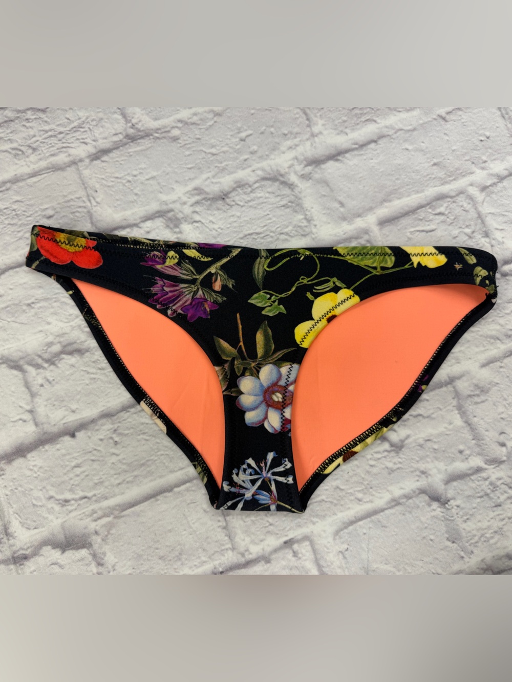triangl Black Floral Bikini Bottom Sz S EUC European Summer Beach Pool Swim